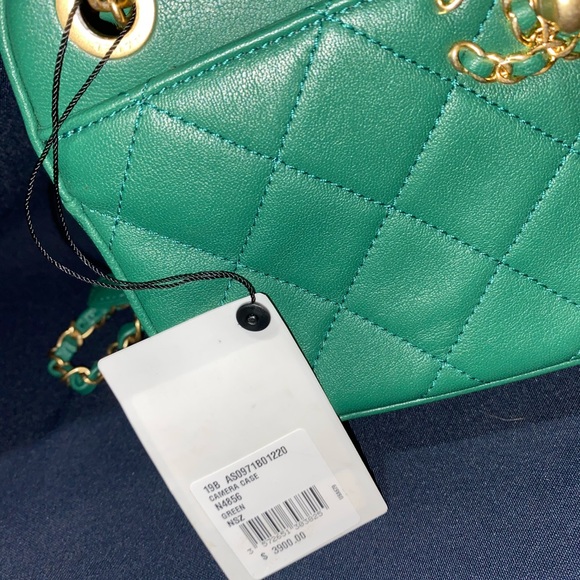 Chanel Button Up Camera Case Quilted Calfskin - Picture 3 of 5